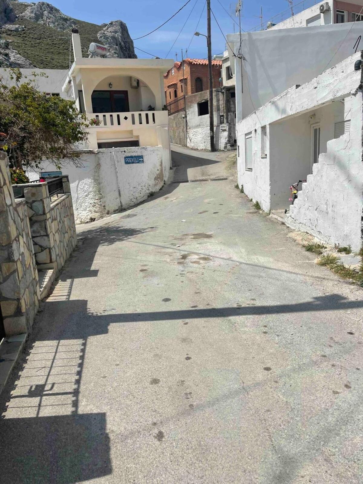 Varsamos Apartment Yianniou